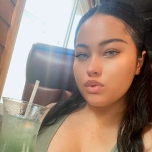 Meet your Posher, Sierra